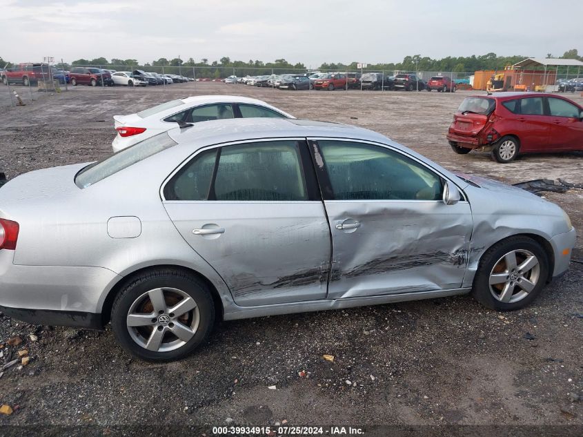 2008 Volkswagen Jetta Se/Sel VIN: 3VWRM71K68M114417 Lot: 39934915