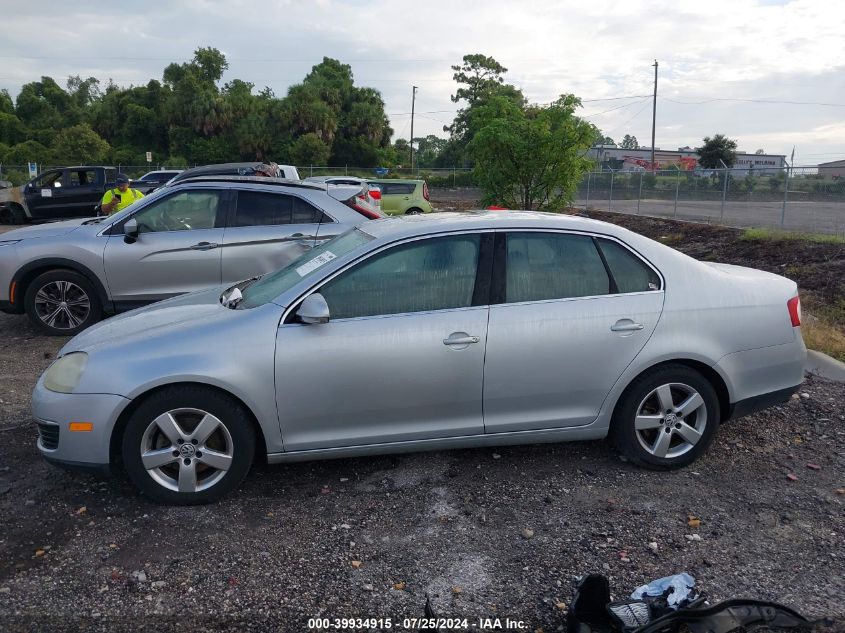 2008 Volkswagen Jetta Se/Sel VIN: 3VWRM71K68M114417 Lot: 39934915