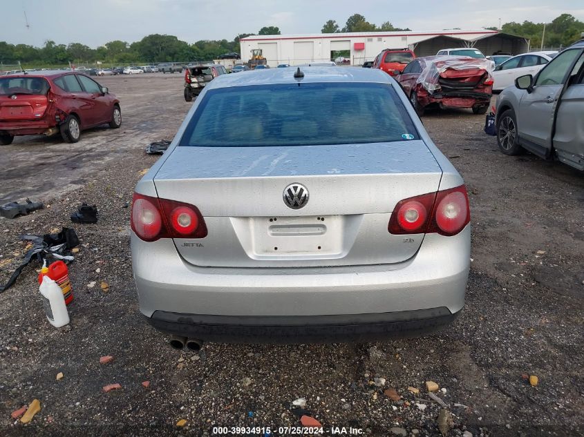 2008 Volkswagen Jetta Se/Sel VIN: 3VWRM71K68M114417 Lot: 39934915