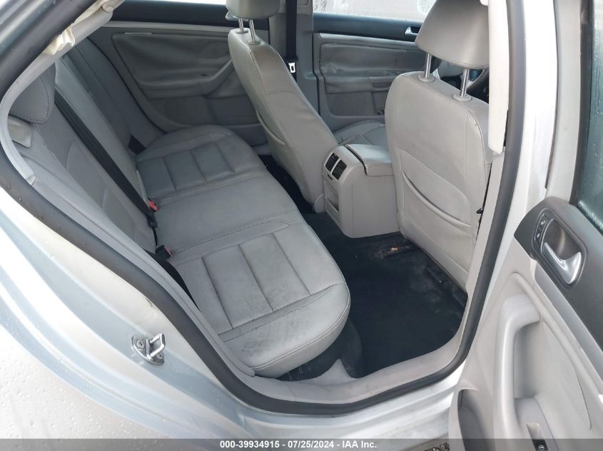 2008 Volkswagen Jetta Se/Sel VIN: 3VWRM71K68M114417 Lot: 39934915