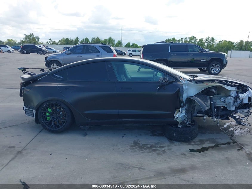 2021 Tesla Model 3 Standard Range Plus Rear-Wheel Drive VIN: 5YJ3E1EA8MF100733 Lot: 39934919