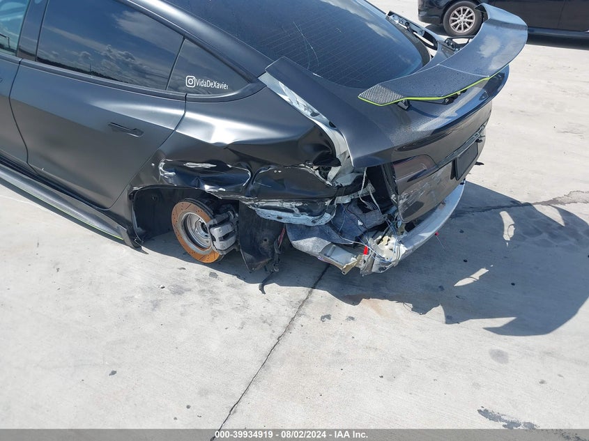 2021 Tesla Model 3 Standard Range Plus Rear-Wheel Drive VIN: 5YJ3E1EA8MF100733 Lot: 39934919