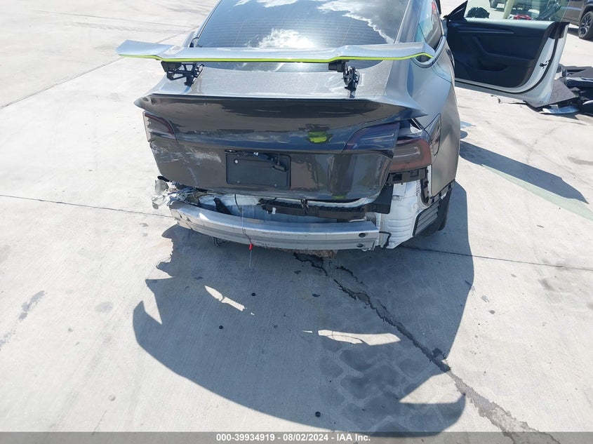2021 Tesla Model 3 Standard Range Plus Rear-Wheel Drive VIN: 5YJ3E1EA8MF100733 Lot: 39934919