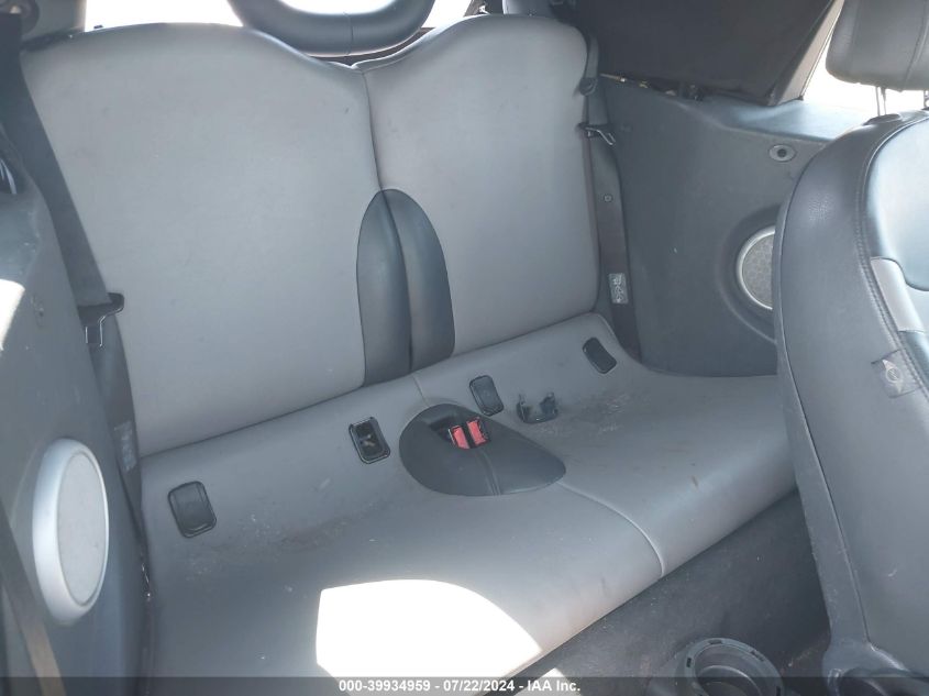 2008 Mini Cooper VIN: WMWRF33558TG19489 Lot: 39934959