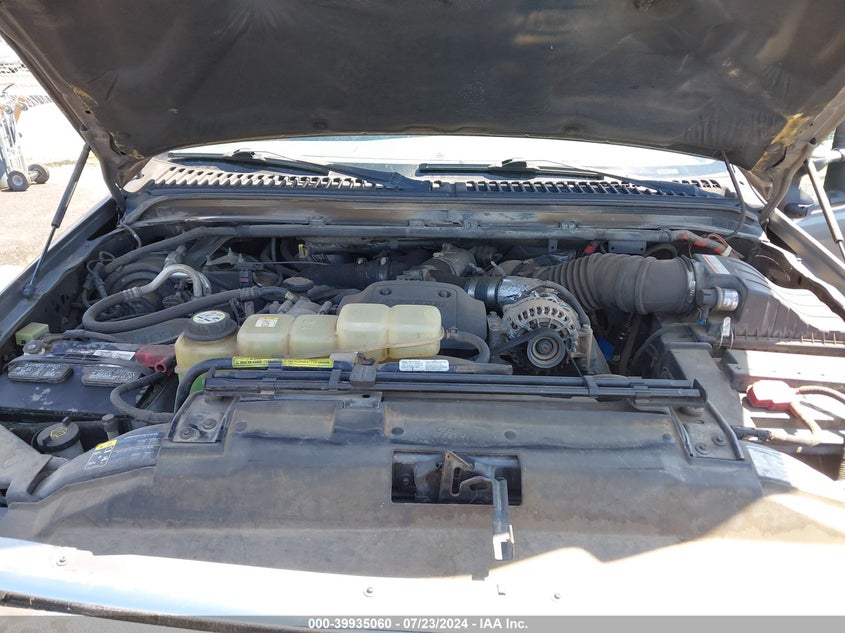 2003 Ford F-250 Lariat/Xl/Xlt VIN: 1FTNW21F43EA69588 Lot: 39935060