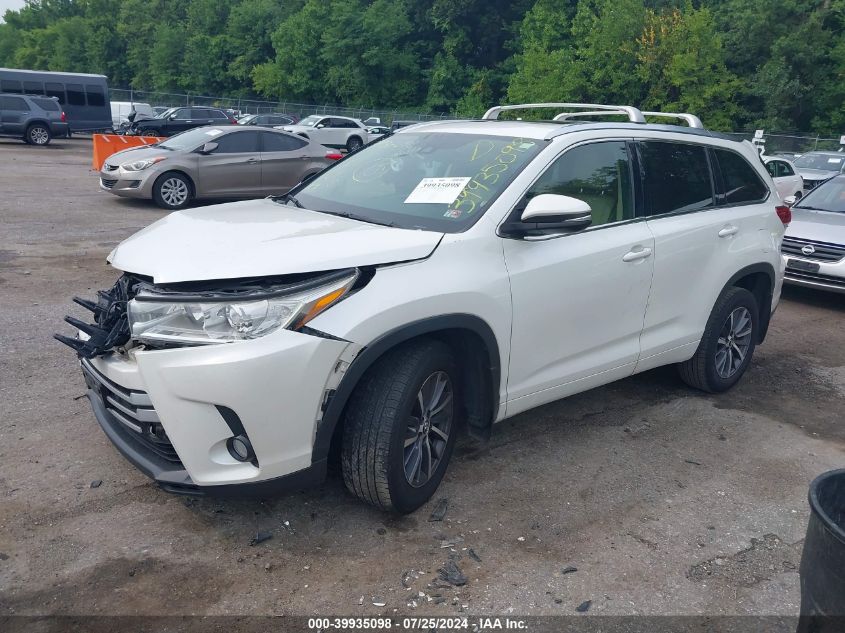 5TDJZRFH8HS397445 2017 TOYOTA HIGHLANDER - Image 2