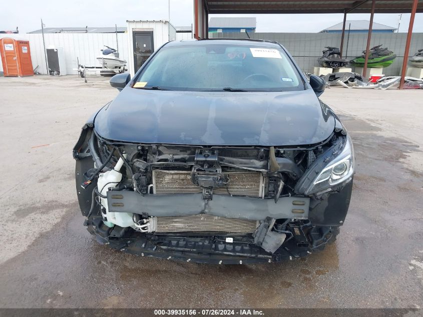 1G4ZS5SS2HU166033 2017 Buick Lacrosse Premium