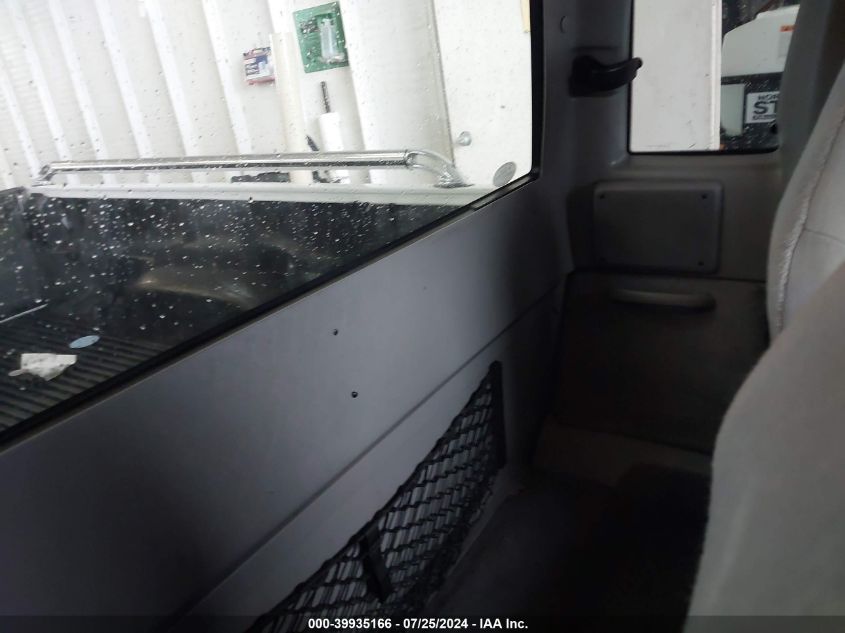 2000 Ford Ranger Xl/Xlt VIN: 1FTYR14V5YTA50200 Lot: 39935166