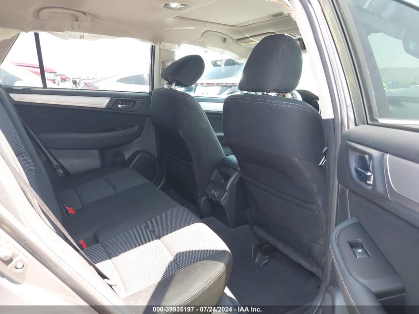 VIN 4S4BSAHC8K3226176 2019 SUBARU OUTBACK 2.5I PREMIUM