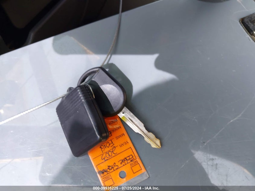 2003 Ford Expedition Xlt VIN: 1FMRU15W33LC09892 Lot: 39935225