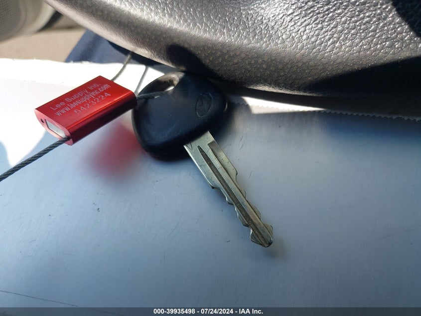 2008 Hyundai Accent Gls VIN: KMHCN46C88U177659 Lot: 39935498