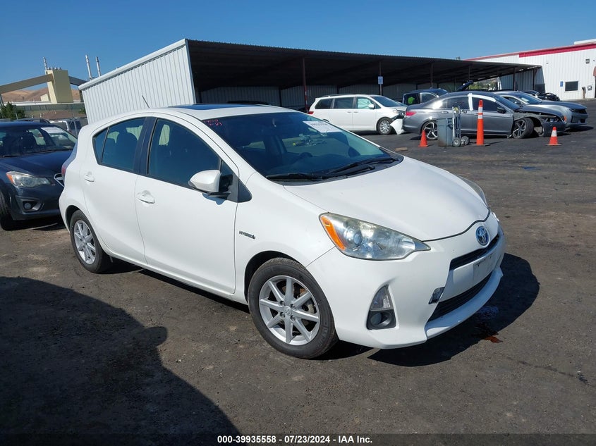 2013 Toyota Prius C Four VIN: JTDKDTB39D1054547 Lot: 39935558