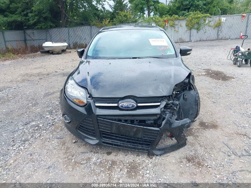 2014 Ford Focus Titanium VIN: 1FADP3N26EL353136 Lot: 39935714