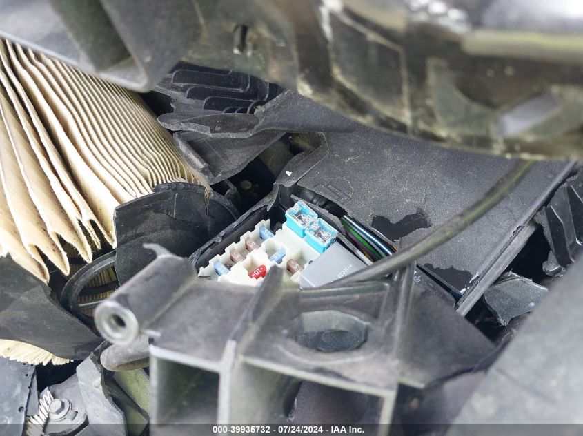 2016 Ford Escape Titanium VIN: 1FMCU9JXXGUB33719 Lot: 39935732