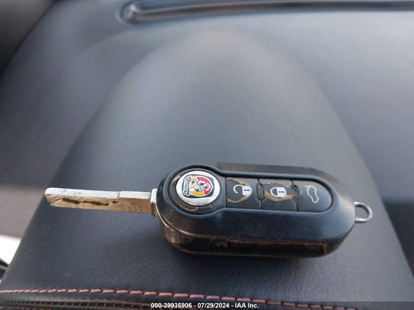 2015 Fiat 500 Abarth VIN: 3C3CFFFH5FT590529 Lot: 39935906