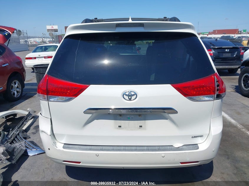 2011 Toyota Sienna Limited V6 VIN: 5TDYK3DC0BS075462 Lot: 39935932