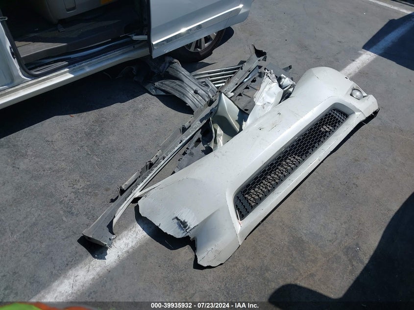 2011 Toyota Sienna Limited V6 VIN: 5TDYK3DC0BS075462 Lot: 39935932