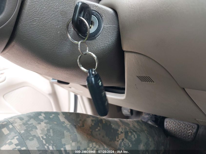 2005 Toyota Camry Xle VIN: 4T1BE32K15U394517 Lot: 39935948