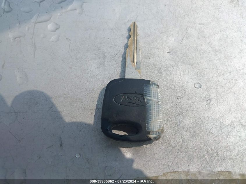 2000 Ford F-150 Lariat/Work Series/Xl/Xlt VIN: 1FTRX17W4YKA47079 Lot: 39935962