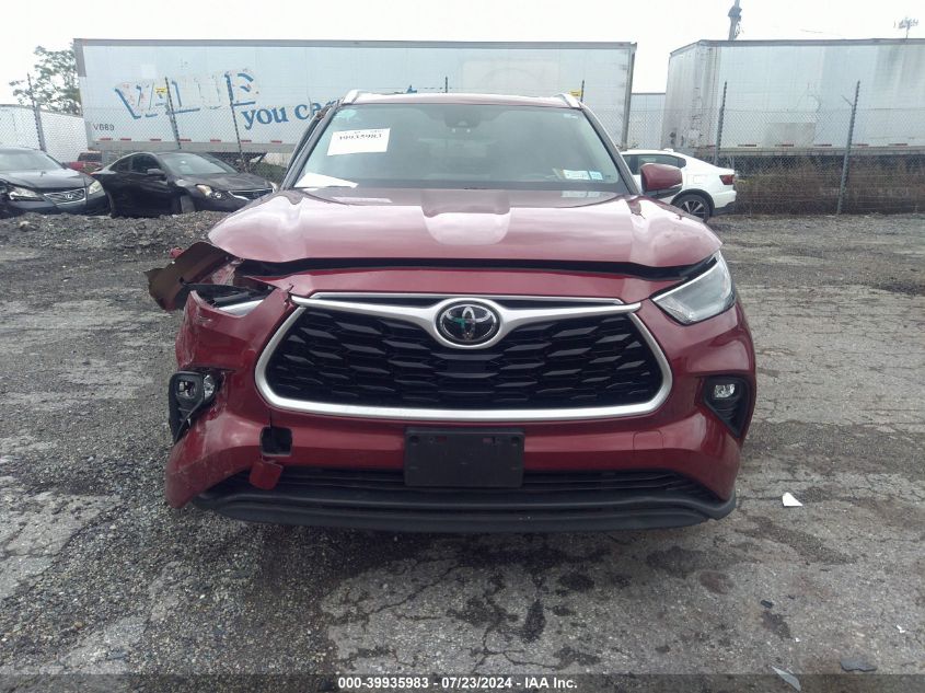 5TDGZRBH6MS068544 2021 Toyota Highlander Xle