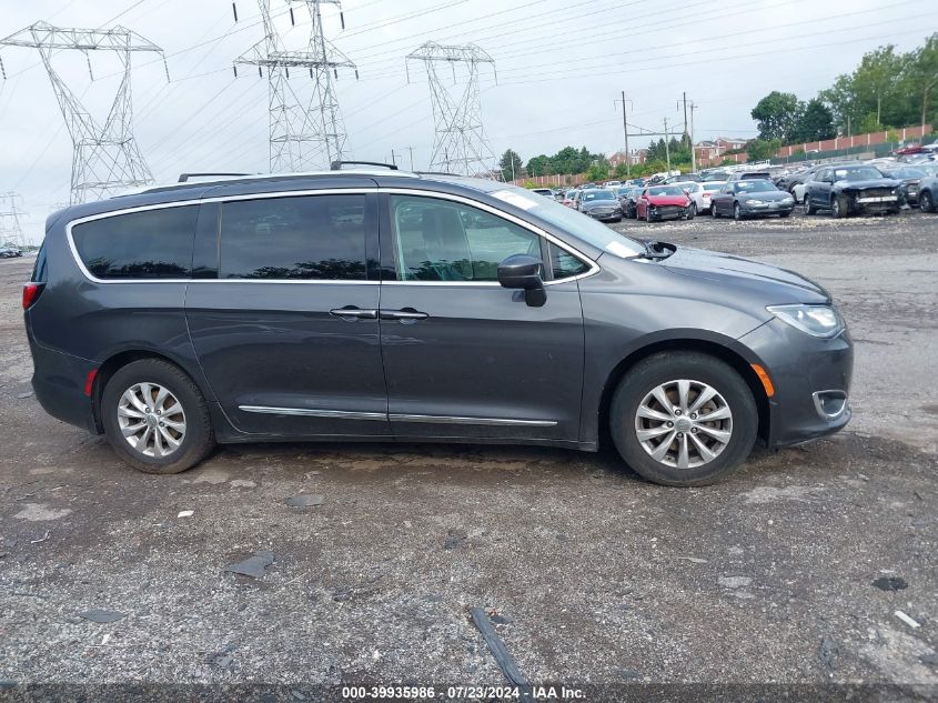 2018 Chrysler Pacifica Touring L VIN: 2C4RC1BG8JR109179 Lot: 39935986