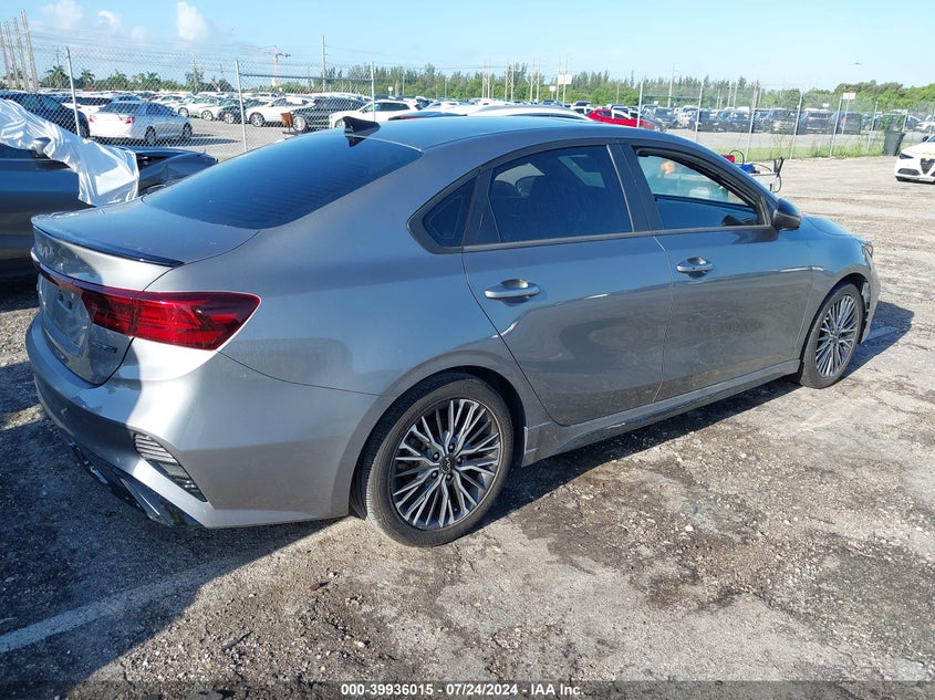 VIN 3KPF54AD7NE451445 2022 KIA FORTE GT LINE