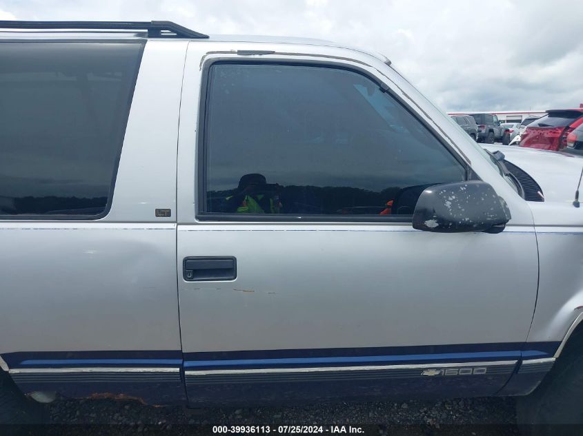 1995 Chevrolet Tahoe K1500 VIN: 3GNEK18KXSG108952 Lot: 39936113