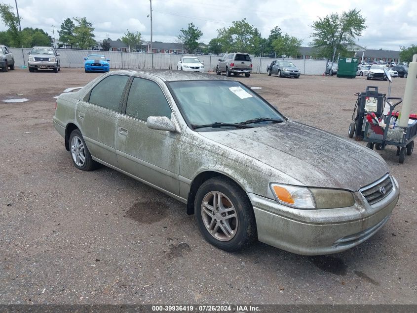 2001 Toyota Camry Le VIN: 4T1BG22K01U053172 Lot: 39936419