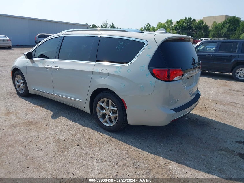 2017 CHRYSLER PACIFICA LIMITED - 2C4RC1GGXHR553683