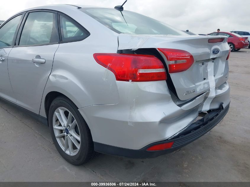 1FADP3F24JL295939 2018 Ford Focus Se