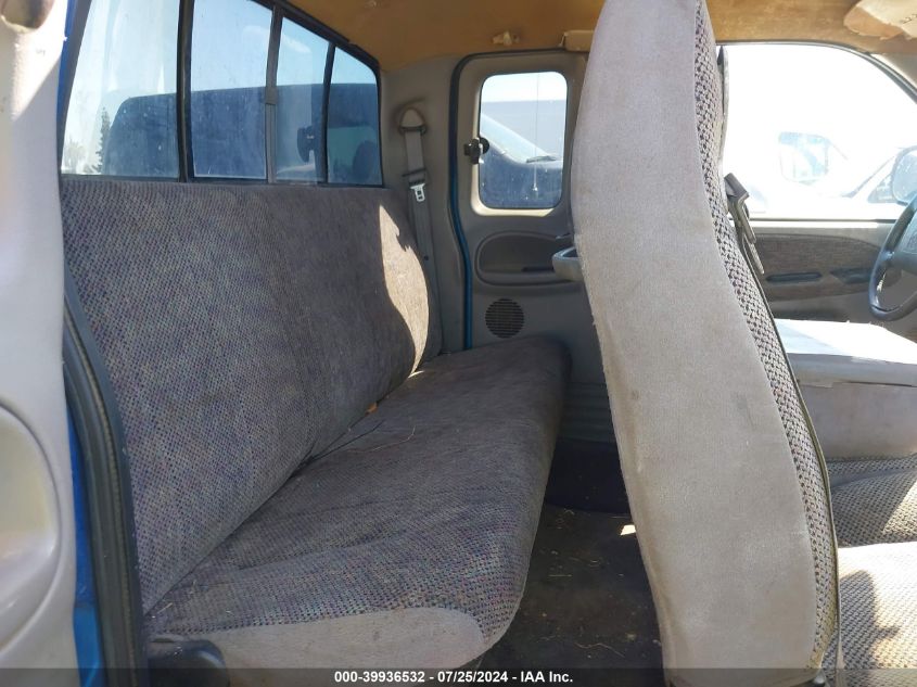 1999 Dodge Ram 2500 VIN: 1B7KC2366XJ640150 Lot: 39936532