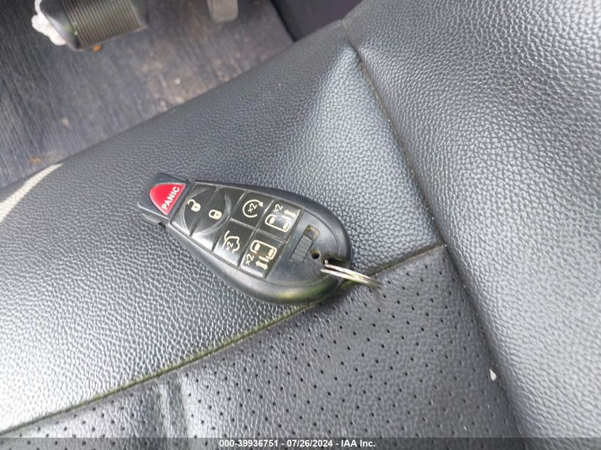 2010 Chrysler Town & Country Touring Plus VIN: 2A4RR8D14AR414463 Lot: 39936751