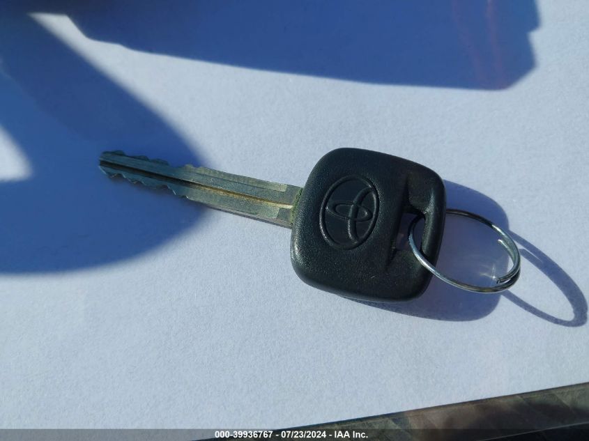 2004 Toyota Camry Le VIN: 4T1BE32K94U789026 Lot: 39936767