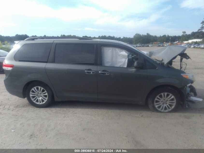 5TDYK3DCXFES47725 2015 Toyota Sienna Xle/Limited