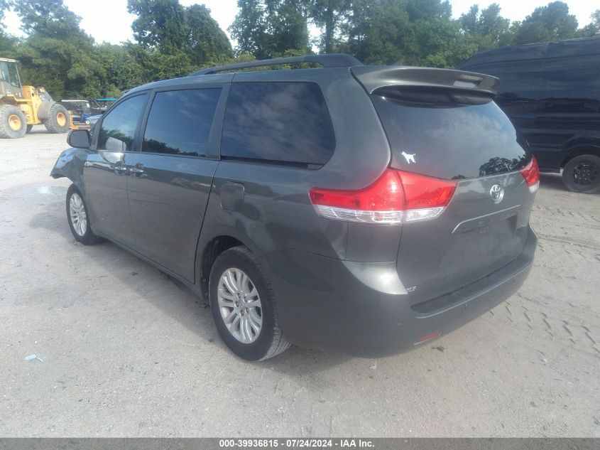 5TDYK3DCXFES47725 2015 Toyota Sienna Xle/Limited