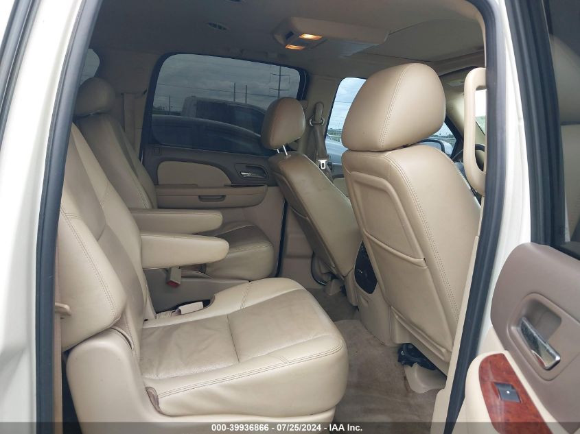 2010 Chevrolet Suburban 1500 Ltz VIN: 1GNUKKE33AR286814 Lot: 39936866