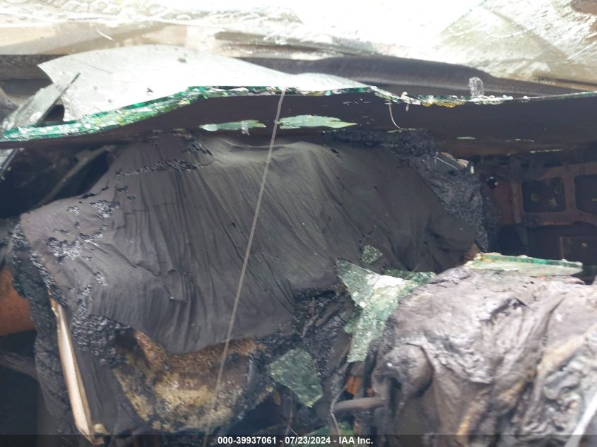 2005 Ford F-150 Stx/Xl/Xlt VIN: 1FTRF12W65NA78001 Lot: 39937061