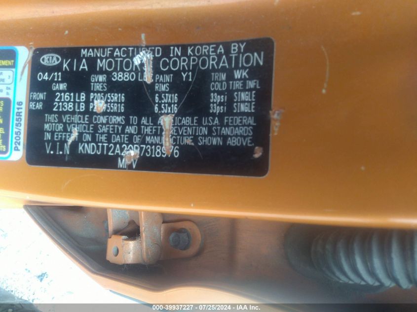 2011 Kia Soul + VIN: KNDJT2A20B7318976 Lot: 39937227