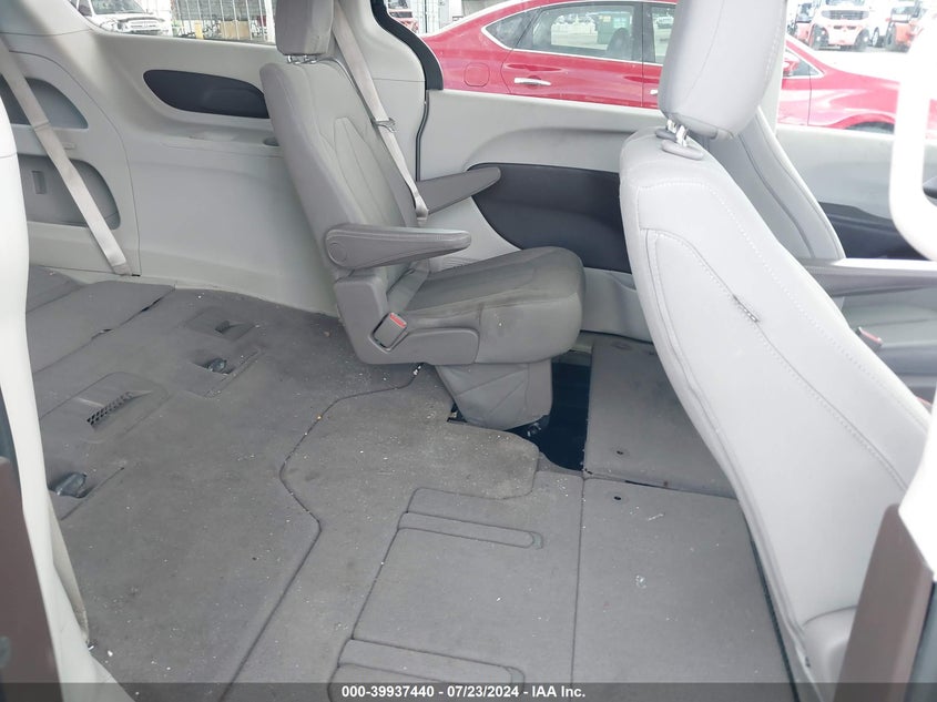 VIN 2C4RC1DG2HR722454 2017 CHRYSLER PACIFICA TOURING