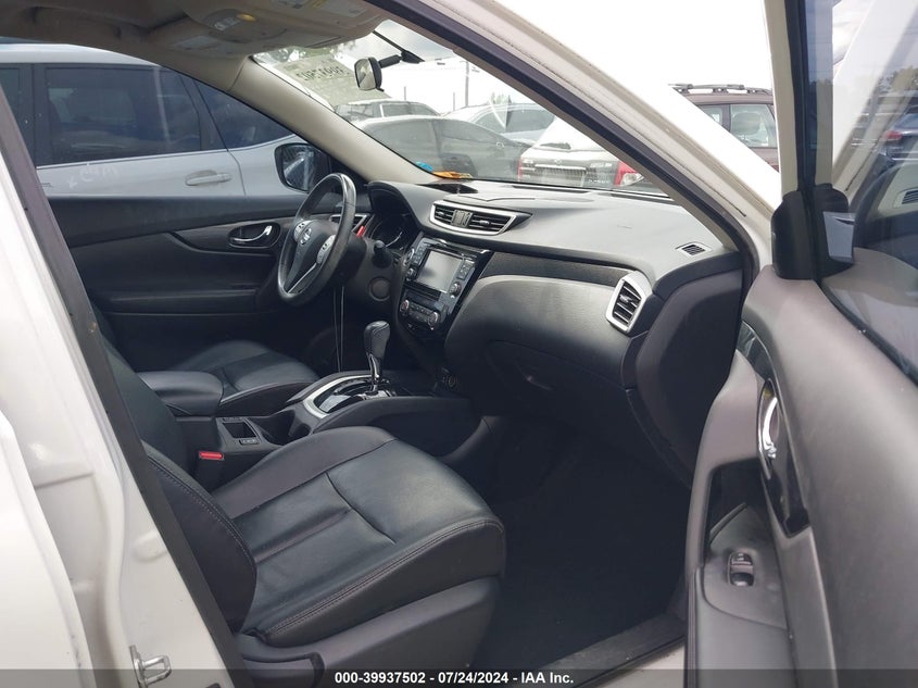 2016 NISSAN ROGUE SL - 5N1AT2MT6GC871811