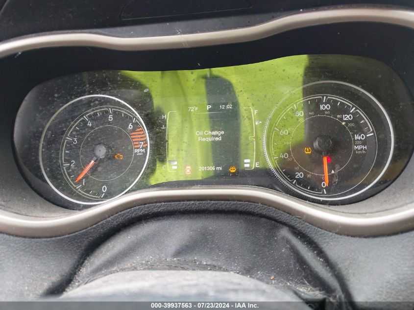 2016 Jeep Cherokee Latitude VIN: 1C4PJMCB7GW142711 Lot: 39937563