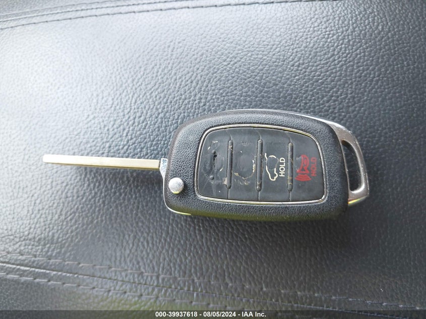 2016 Hyundai Santa Fe Sport VIN: 5XYZTDLB0GG352809 Lot: 39937618