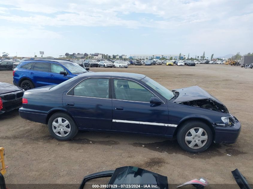 2000 Toyota Camry Le VIN: JT2BG22K3Y0438398 Lot: 39937829