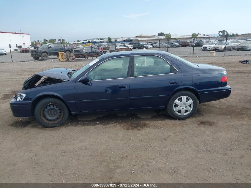 2000 Toyota Camry Le VIN: JT2BG22K3Y0438398 Lot: 39937829