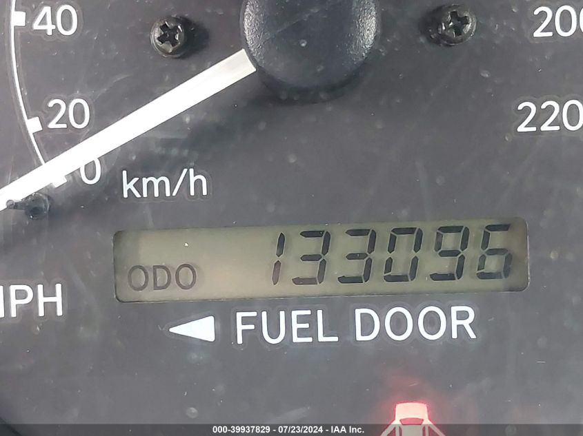 2000 Toyota Camry Le VIN: JT2BG22K3Y0438398 Lot: 39937829