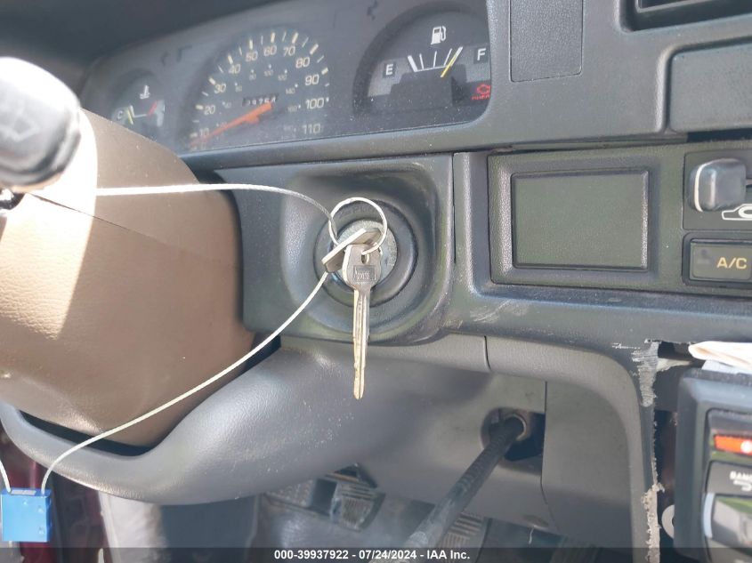 1992 Toyota Pickup 1/2 Ton Short Wheelbase VIN: JT4RN81A4N0104044 Lot: 39937922