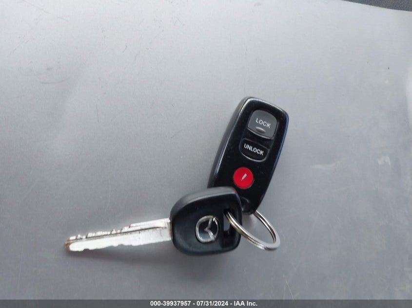 2008 Mazda Mazda3 S Sport VIN: JM1BK323781813045 Lot: 39937957