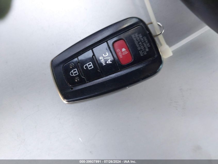 2017 Toyota Prius Prime Premium VIN: JTDKARFP1H3004664 Lot: 39937991