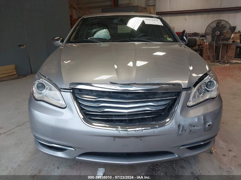 2013 Chrysler 200 Limited VIN: 1C3CCBCG8DN738554 Lot: 39938010