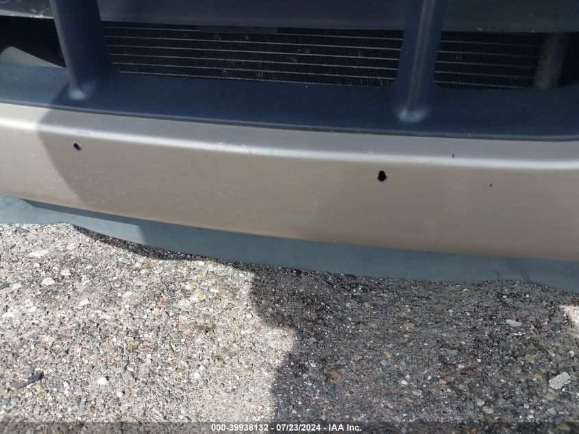 2004 Ford Explorer Xlt VIN: 1FMZU63K04UC02925 Lot: 39938132